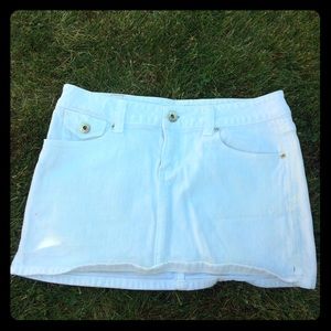 White denim skirt
